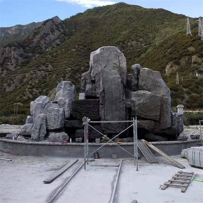 <b>天祝扎龙沟假山</b>